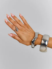 CORA BANGLE SILVER