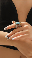 Western Oval Turquoise Statement Ring - Gold