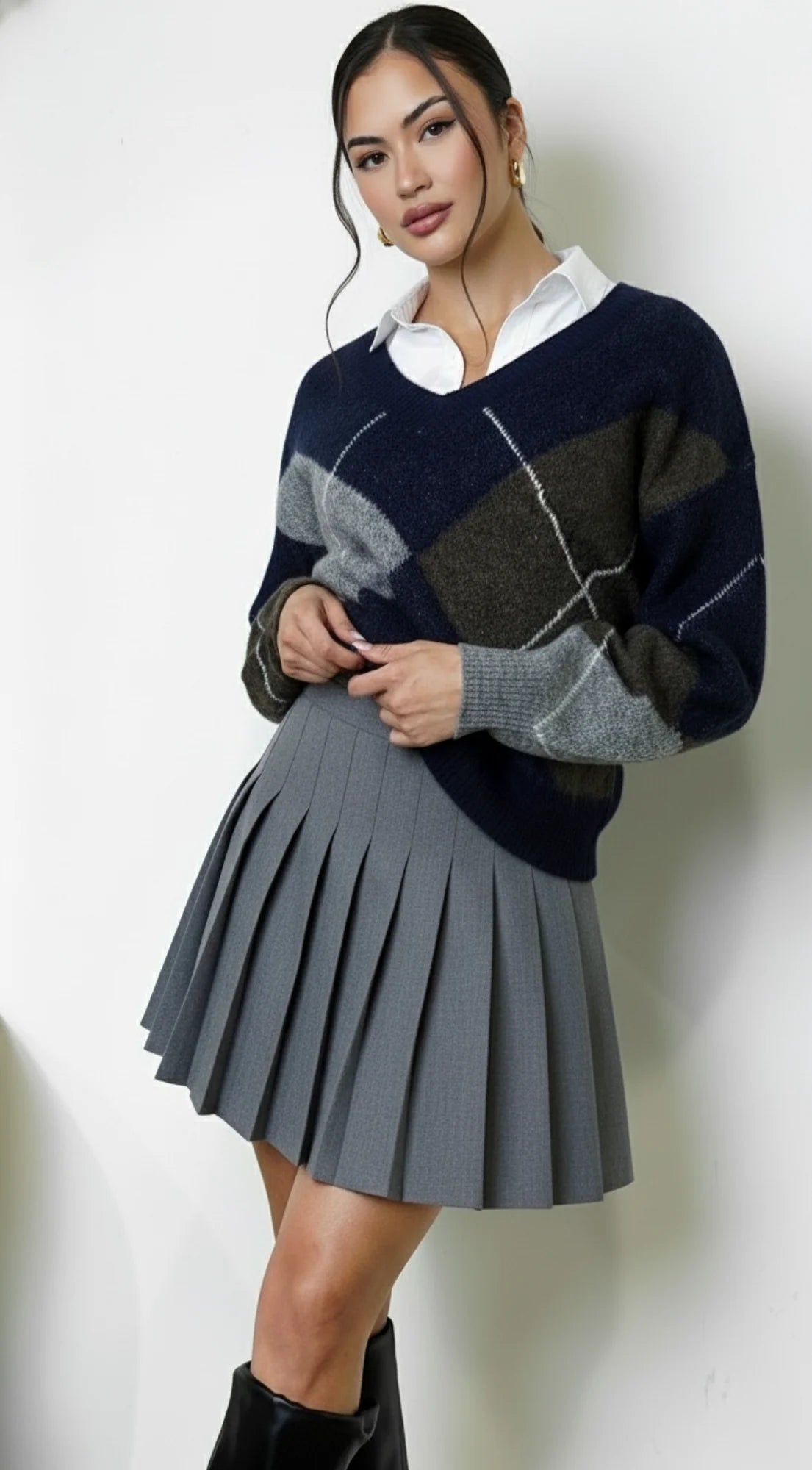 Noxley Argyle V Neck Long Sleeve Sweater - Navy